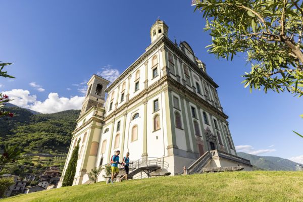 gallery_tresivio_camminomariano_santacasalauretana22-4627851BF655-E60E-E209-7D19-ED348F188749.jpg