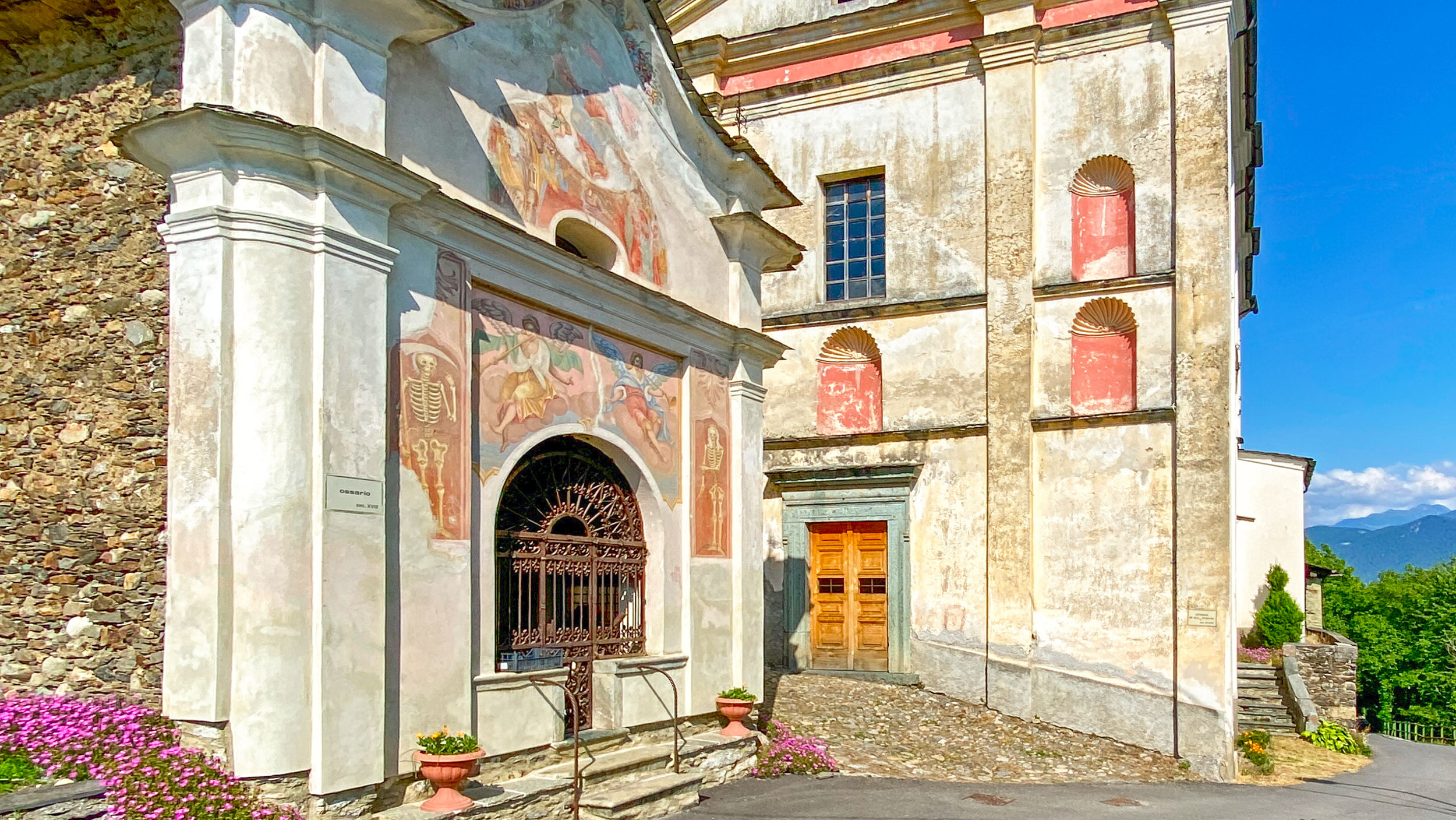  Chiesa di Santa Maria di Ligone 